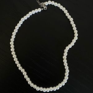 pearl necklace